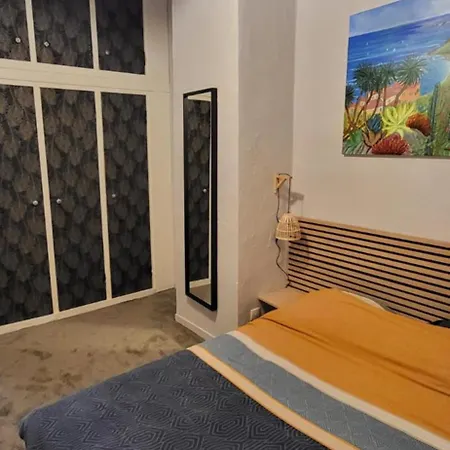 Au Coeur Du Vieux Apartamento *